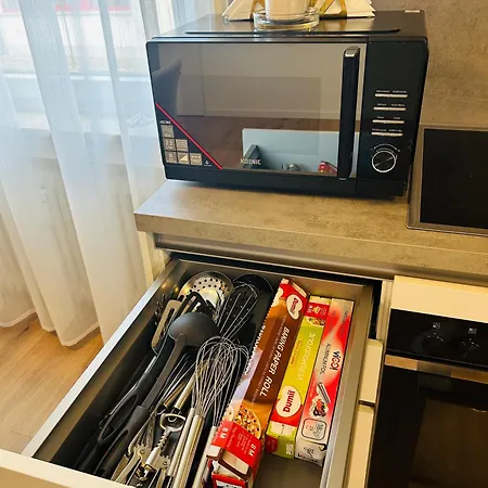 Lägenhet Kj Bis 10p-zentral-garten-wifi-parken-grill