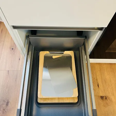 Lägenhet Kj Bis 10p-zentral-garten-wifi-parken-grill