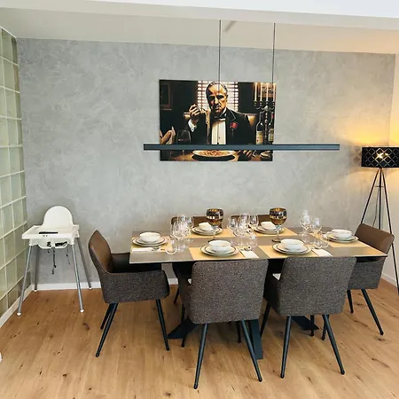Kj Bis 10p-zentral-garten-wifi-parken-grill Lägenhet